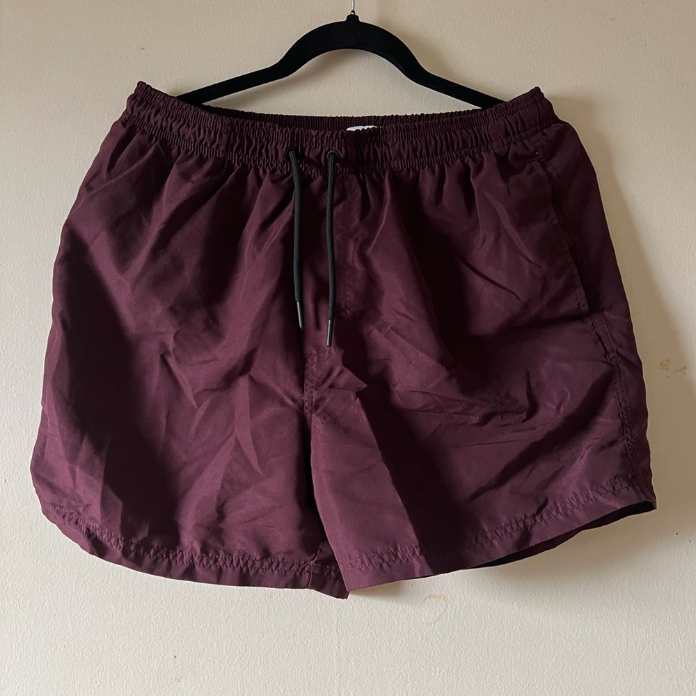 Reiss swimming trunks size L maroon